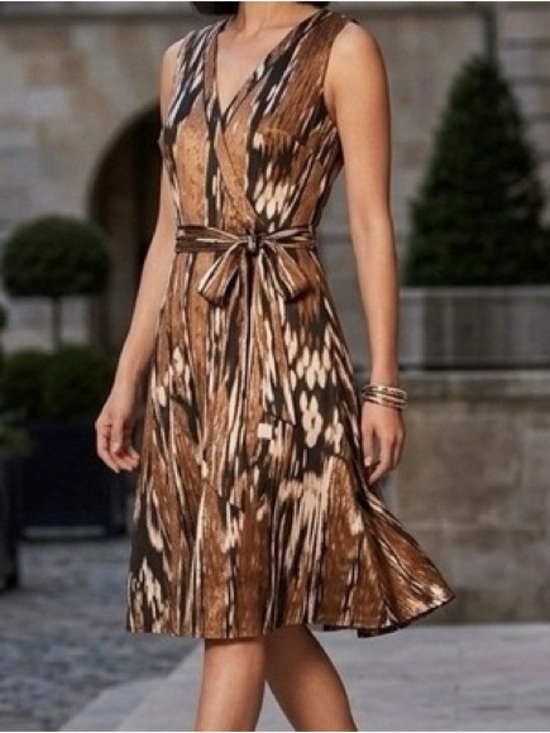 Adrianna Papell Dresses & Skirts - Adrianna Papell Brown/Black Abstract Ikat Print Fit & Flare Dress Size 14 EUC